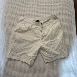 Maamgic Men’s Classic Cotton Shorts, White, Size 34, 7 inch inseam